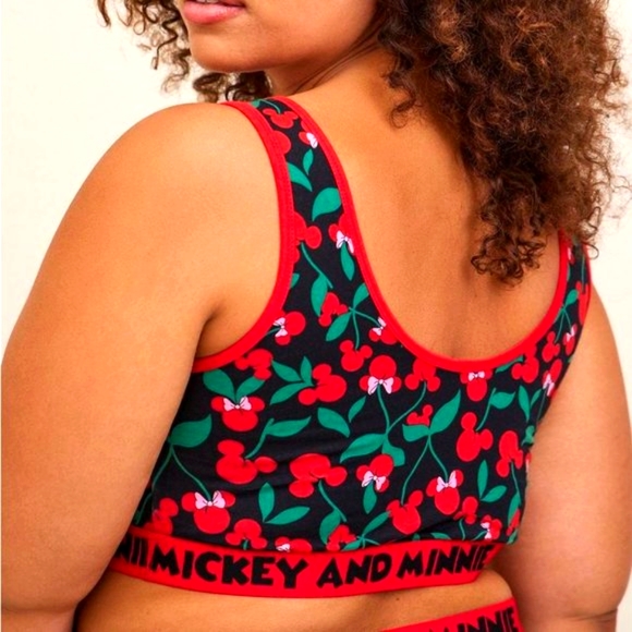 ❤️NWT VINTAGE TORRID BRA DISNEY MICKEY MOUSE BRALETTE CHERRIES PRINT - WIRELESS - Picture 2 of 12